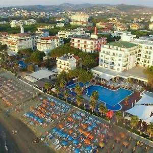 Fafa Hotell Golem (Tirana)